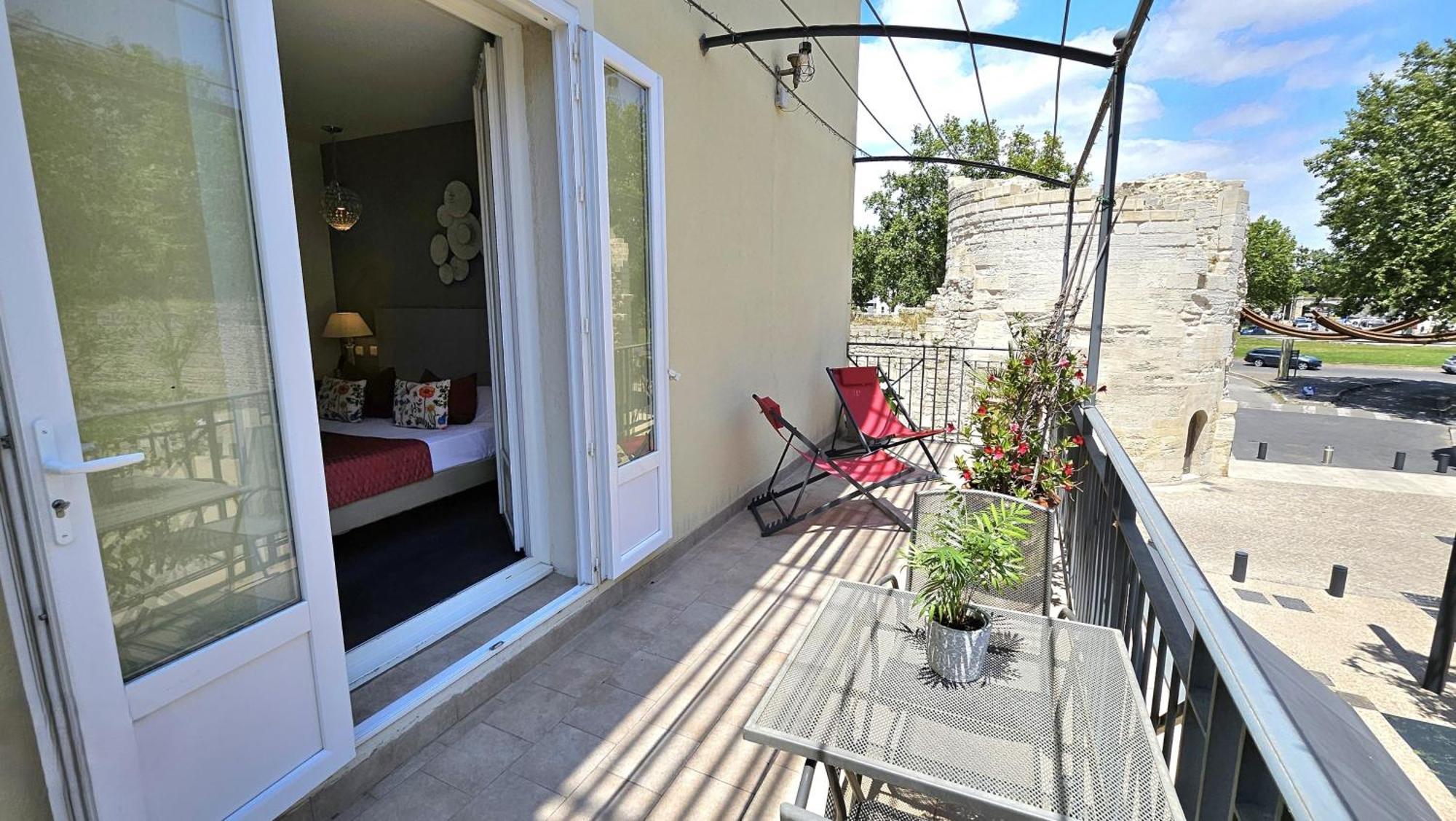 Brit Hotel Acacias Arles Eksteriør bilde